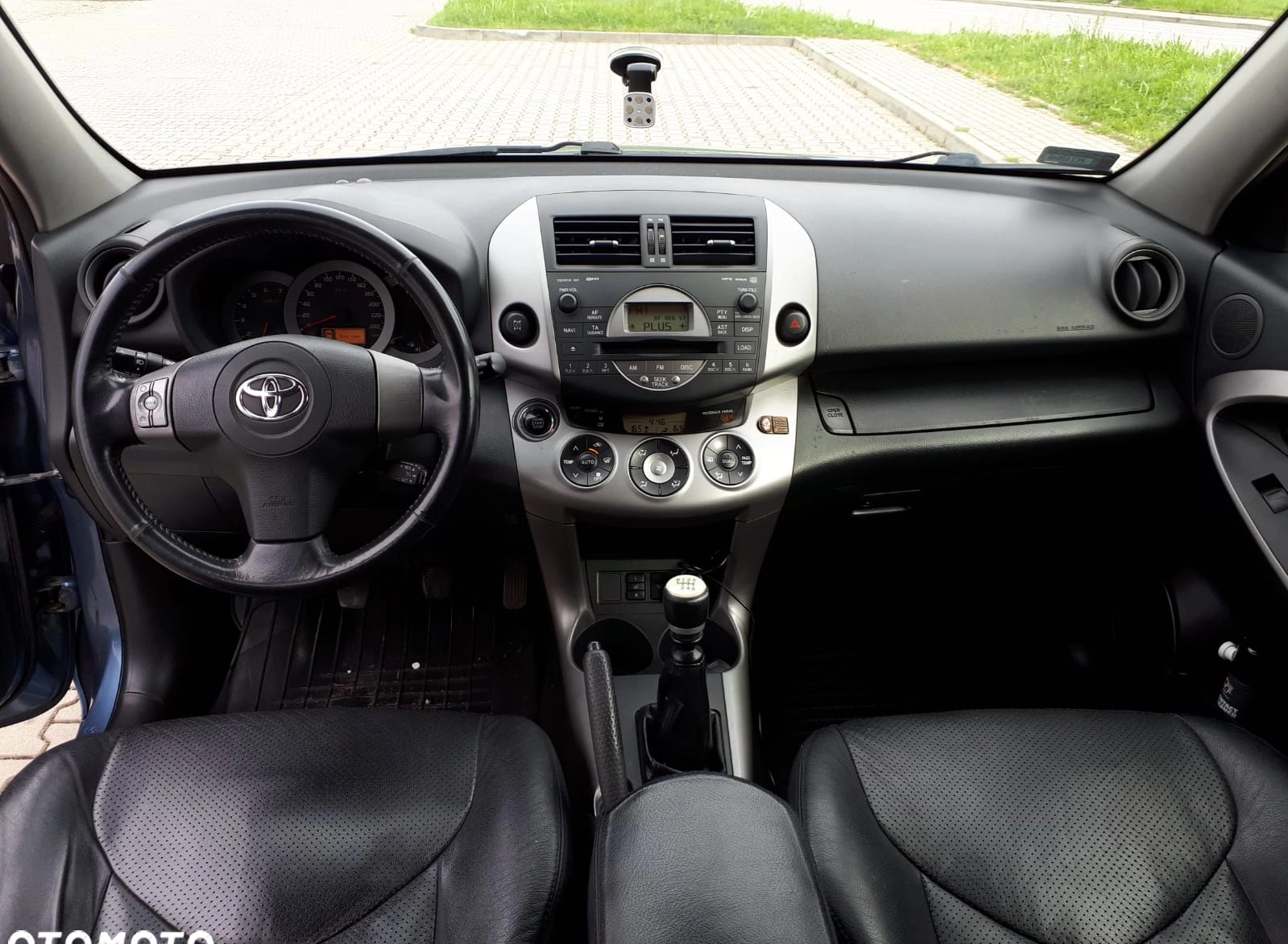 Toyota RAV4 cena 27800 przebieg: 233000, rok produkcji 2007 z Legnica małe 232